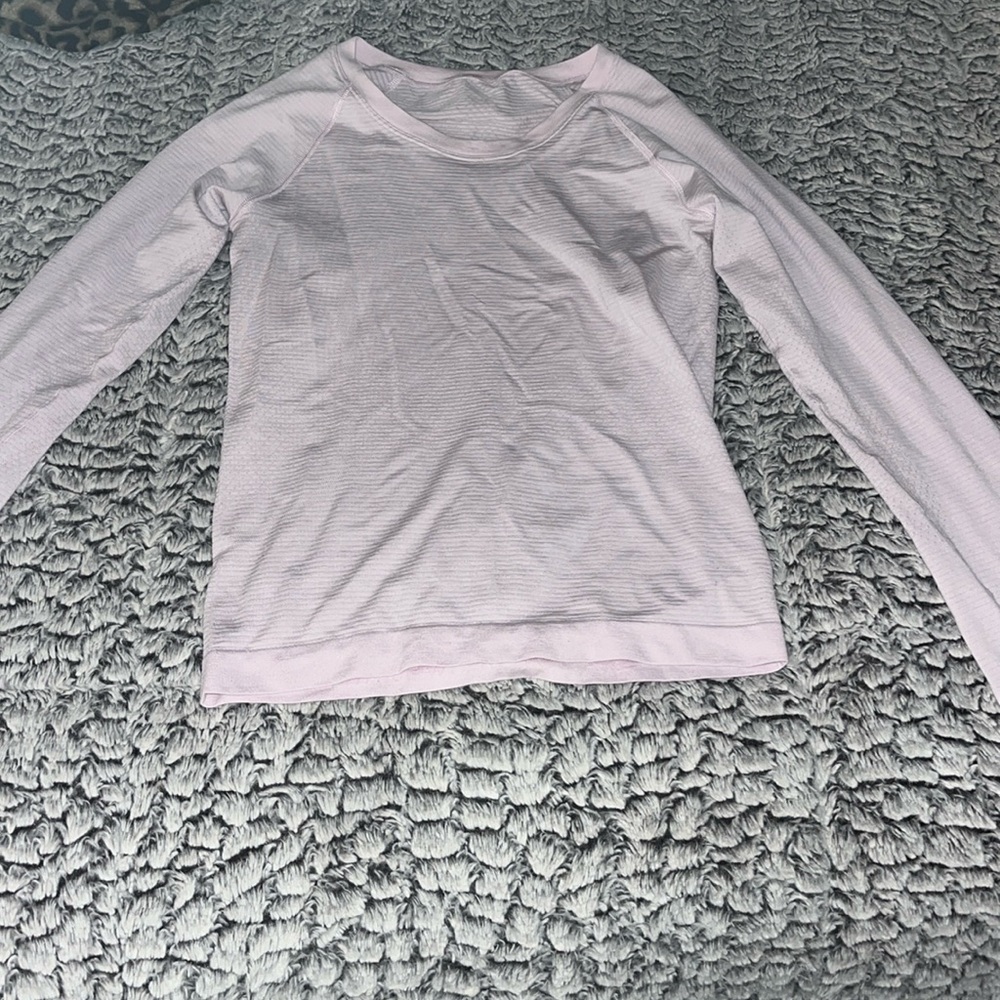 Blush pink lululemon top